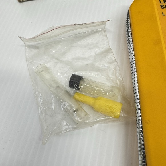 CPS L780 Leak-Seeker Refrigerant Leak Detector, Case Manual Box